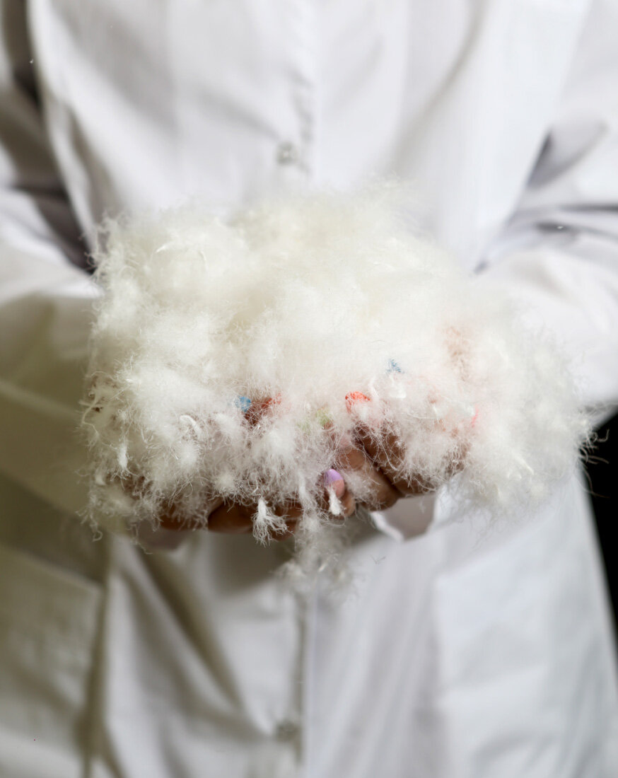 Берем обработанный пух