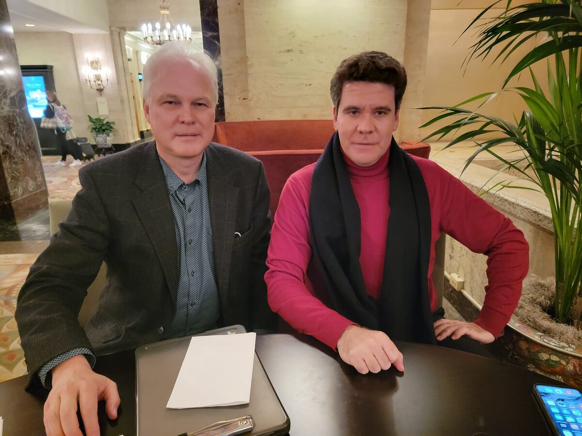 С Женисом Мацуевым после интервью. Чикаго 31 октября 2021 г.