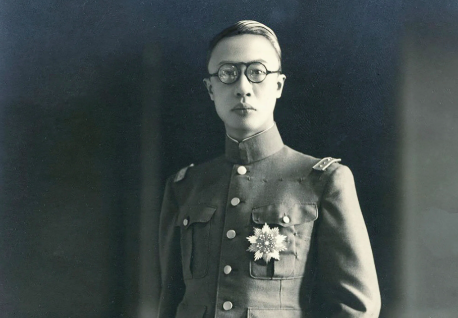 Пуи последний император китая. Пуи император маньчжурии. Пуи последний император китая. Император маньчжурии пу и. Пу и последний император.