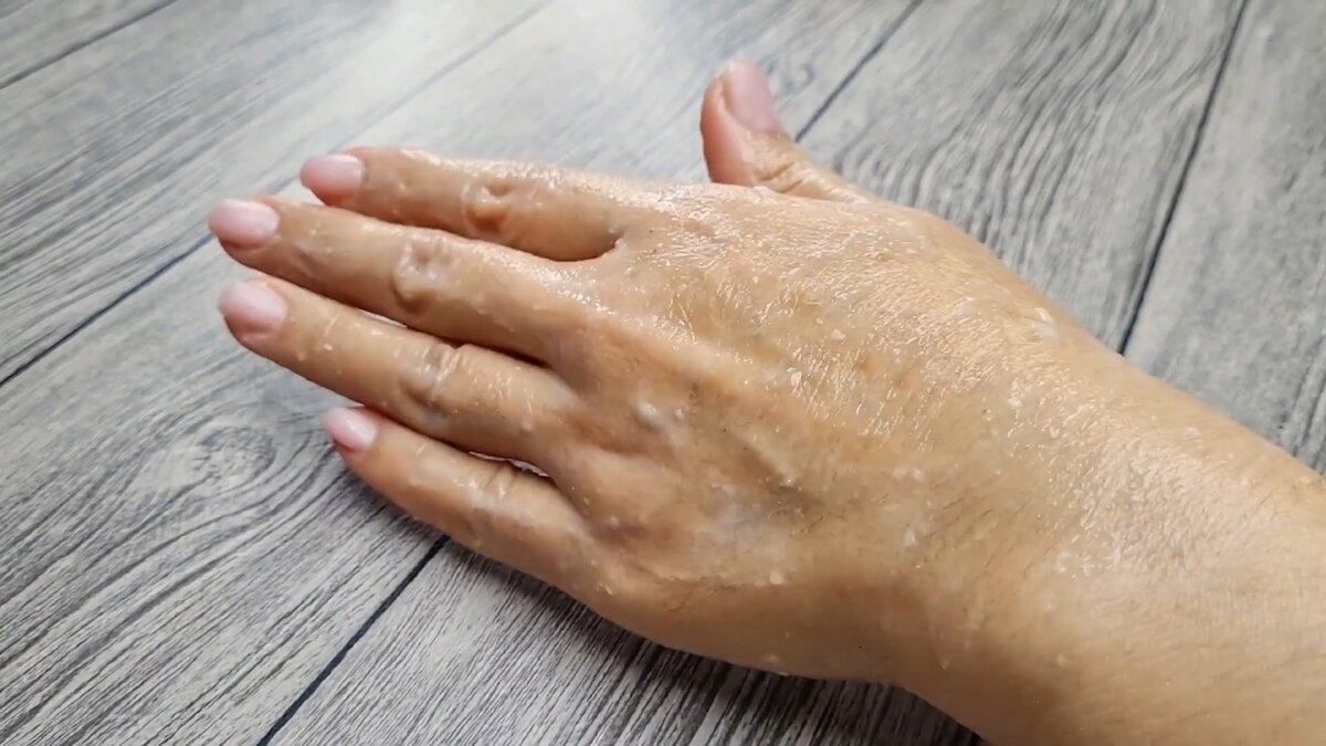 Mâinile mele par că ar fi din nou 25 de ani!  Fac o mască de casă din cele mai simple ingrediente - funcționează mai bine decât orice achiziționat