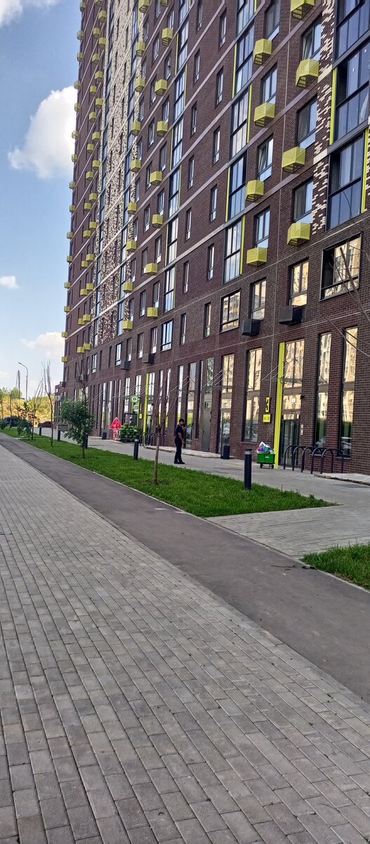 Просто фотография дома, никак не связанного с историей