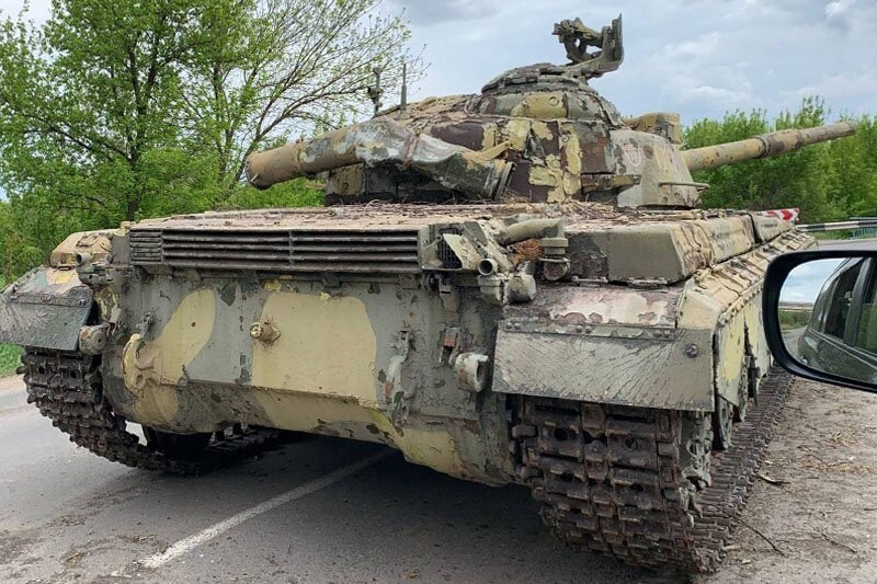 Фотография этого танка с номером 013 на трассе, найденная в интернете на множестве ресурсов.