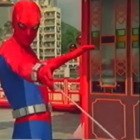 Человек паук вызов. Человек паук вызов дракону. Человек паук 1981 фильм. Человек паук старый фильм 1977. Динозавр паук марвел.