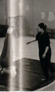 Майя Лам и Даша Чудова: упражнение "Березка". Алина Кабаева нервно закусила губу от зависти :-)