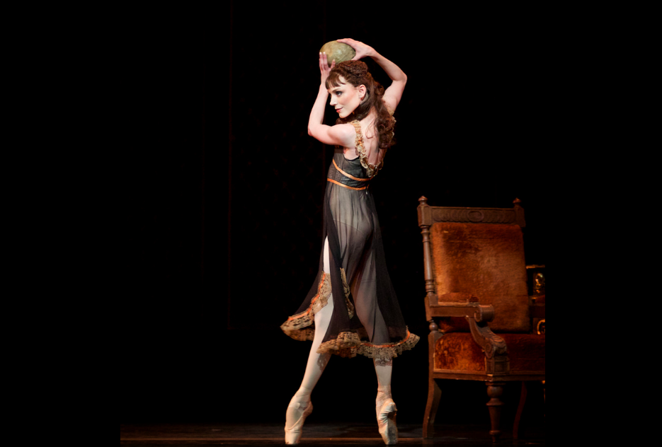 Sarah Lamb as Mary Vetsera in Mayerling, The Royal Ballet © 2017 ROH. Photograph by Alice Pennefather