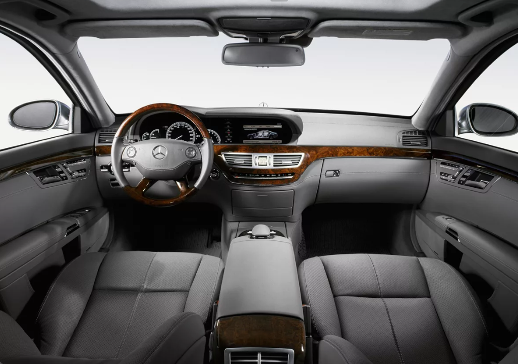 Салон Mercedes-Benz S-класс 2007 года