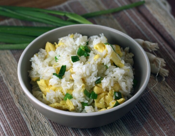 
Жареный рис.
