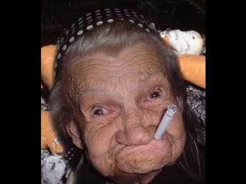 История со мной, произошла еще в школьные годы. Но ее я помню по сей день. Дружил я с пацаном с нашей школы, я был в восьмом классе, он в одиннадцатом. По выходным тусовались, как и все подростки, то стройки покоряли, то подвалы...все дерьмо нам было интересно. Короче норм время проводили. И семья у этого пацана благополучная вроде была. Но что ему там в голову, стукнуло, я не знаю. Как-то мы договорились встретиться вечером и пойти на кладбище, докажем мол себе, что мы не трусы. Я прождал его в указанном месте долго, звонил ему на трубу, но он был не доступен. Так он и не появился в тот вечер. Прошли выходные, он так и не объявился, и не звонил. В понедельник пришел в школу, движуха непонятная, все бегают. Я значит поинтересовался, что к чему. В общем посадили моего другана. Этот дебил залез к соседской бабуле, хотел гробануть ее на тихаря, но бабка его приметила. Поперла буром на него, мол что творишь засранец. Друг не растерялся, треснул ее шваброй, зачем-то раздел и высыпал на нее ведро жужалки. Сидит идиот.