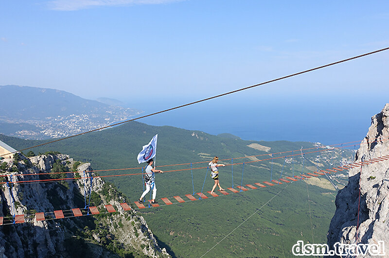 Над пропастью Ай-Петри