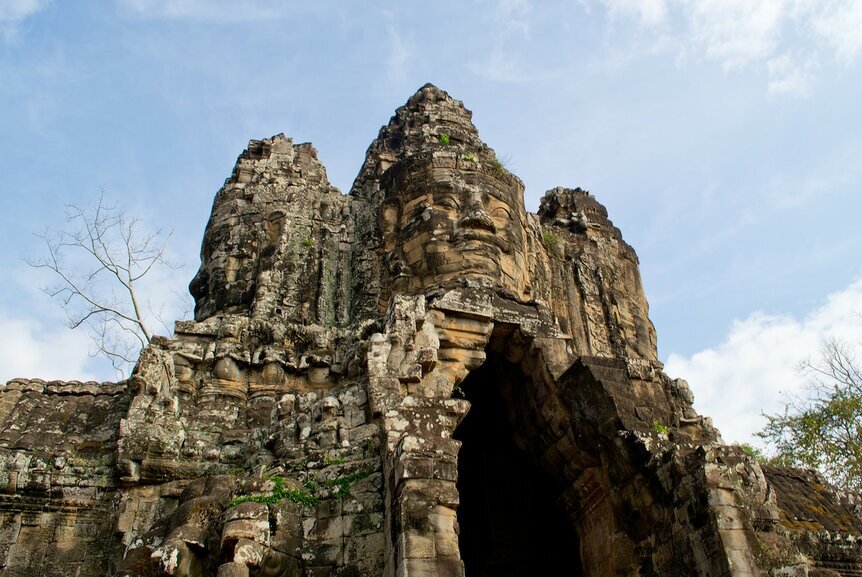 Ну а чем не улыбка?