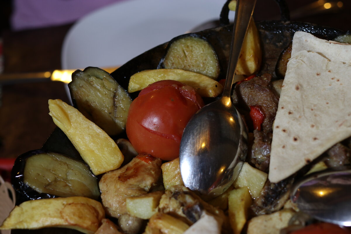 Садж в кафе "Хазар". Баку. Азербайджан.