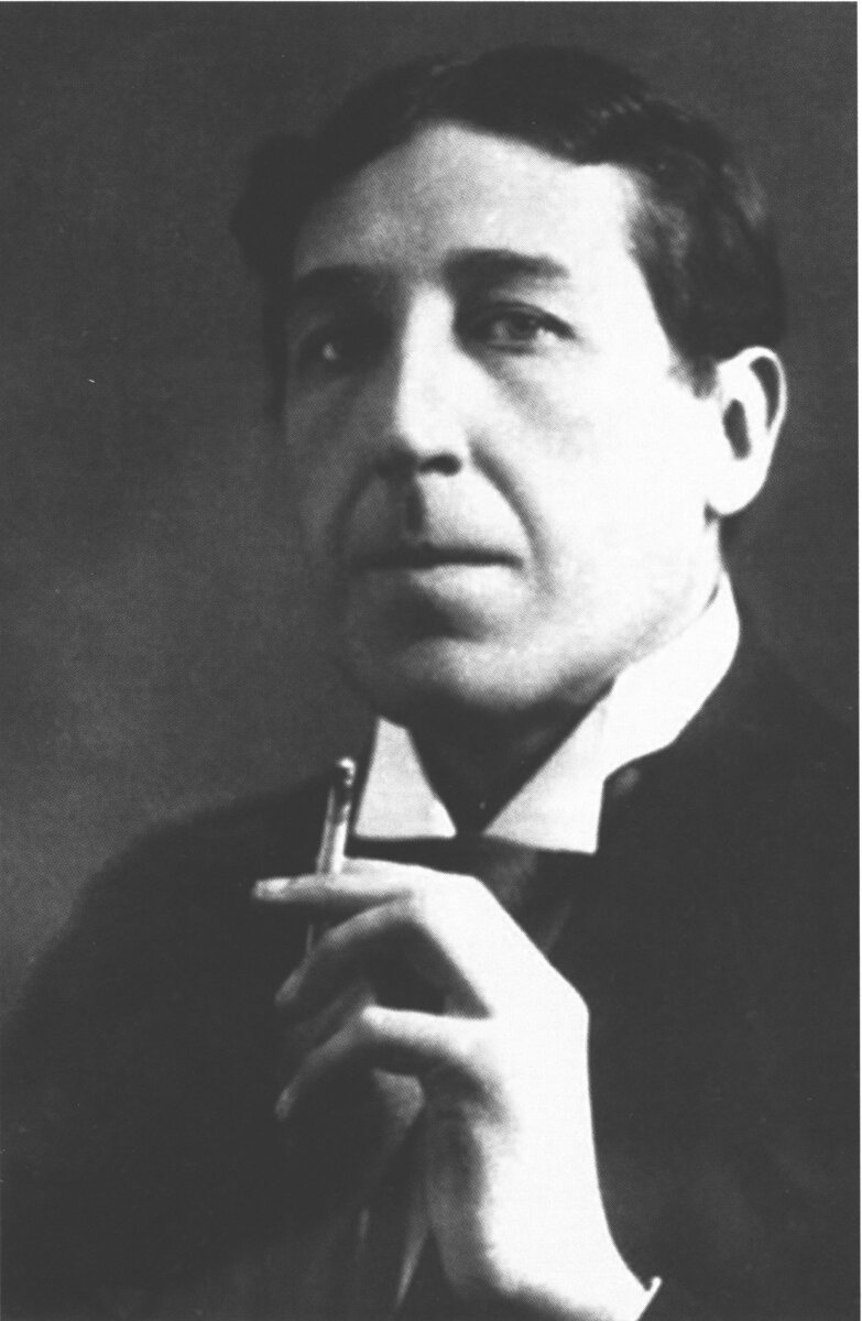 Игорь Северянин