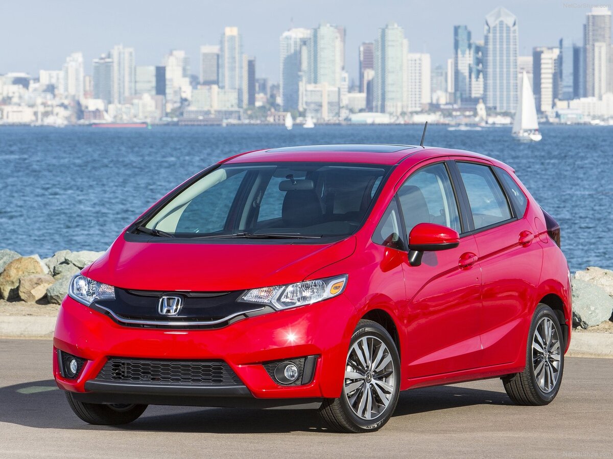  Хонда Фит  (новая Honda Fit ) была представлена компанией Honda на Франкфуртском автосалоне 2017 года.