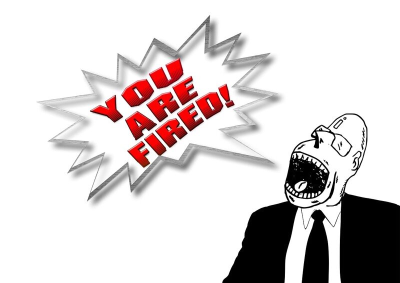 Видео, на котором топ-менеджер угрожал физической расправой, использовал неуставную лексику и сообщал о не менее неуставных отношениях с подчиненной, разлетелось по Интернету. Нечасто бывает, что карьера в российских госкомпания громко заканчивается просто из-за мата вне рабочего времени, ведь по утверждению Росгеологии всё остальное "не подтвердилось".