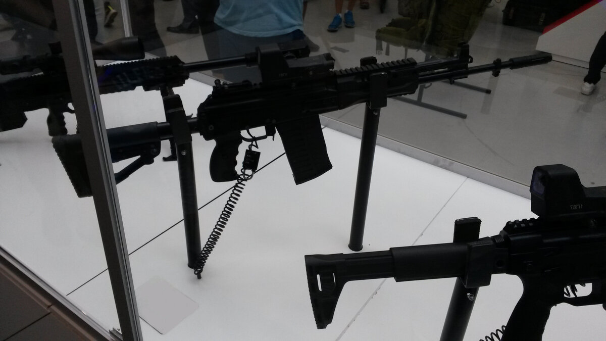 Стенд концерна Калашникова