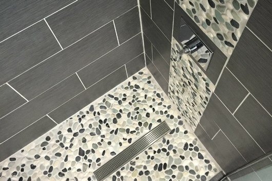 Галька для пола, фото взято с plitka-serpuhov.ru