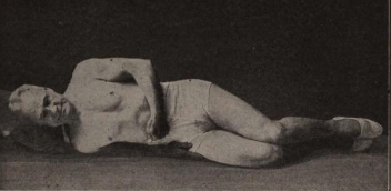 Несколько дней назад я опубликовала первую статью о Сэнфорде Беннете - человеке, который в 50 лет стал делать собственный комплекс упражнений для лица и тела в кровати, а к 72 годам по всем...-25
