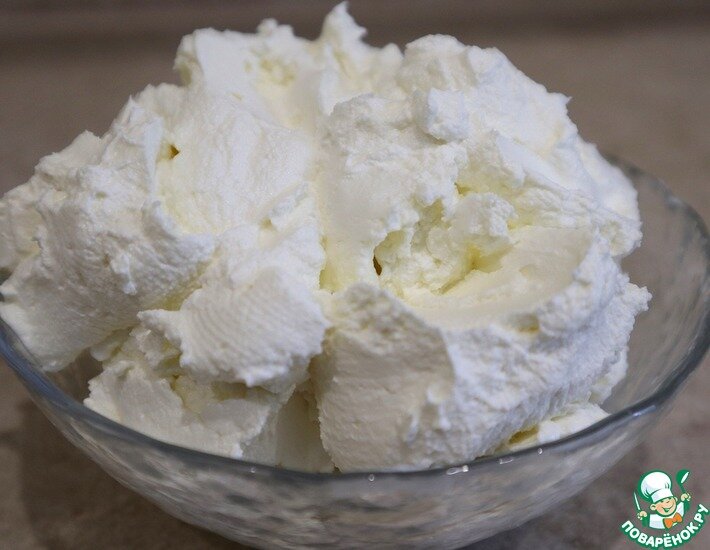 Какой же он нежный и вкусный. Сыр Филадельфия по этому рецепту ничем не отличается от магазинного. По данному рецепту получается 550-600 грамм готового сыра. Однозначно рекомендую!