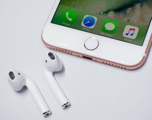 Как подключить беспроводные наушники к айфону