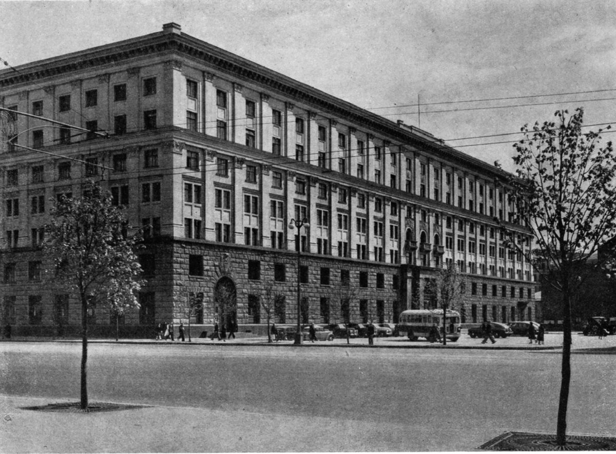 Большая Садовая, 8, Минмонтажспецстрой. Источник: ежегодник "Советская архитектура". 