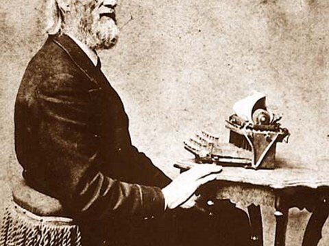 Источник иллюстрации:  https://little-histories.org/tag/%D0%BF%D0%B5%D1%87%D0%B0%D1%82%D0%BD%D0%B0%D1%8F-%D0%BC%D0%B0%D1%88%D0%B8%D0%BD%D0%BA%D0%B0/ 