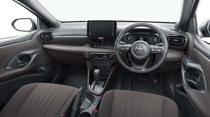 Toyota Yaris четвертого поколения (XP210)