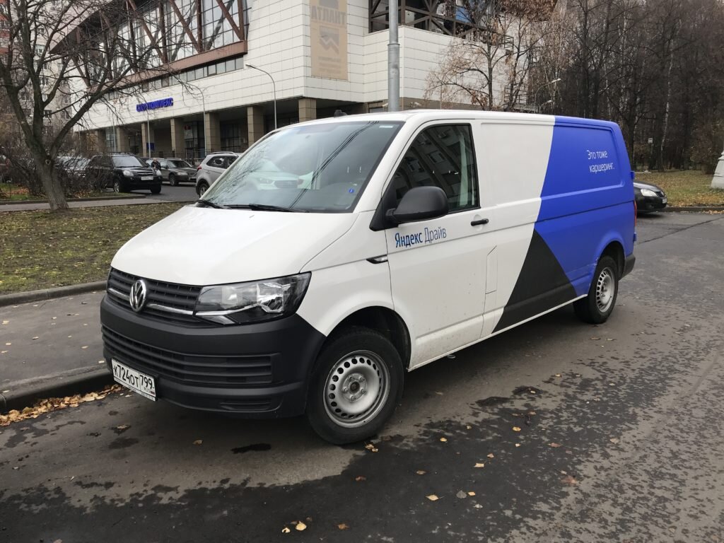 Каршеринг микроавтобус спб. Volkswagen Transporter каршеринг. Ford Transit каршеринг. Ford Transporter Ford Transit. Транзит Фольксваген Транспортер.