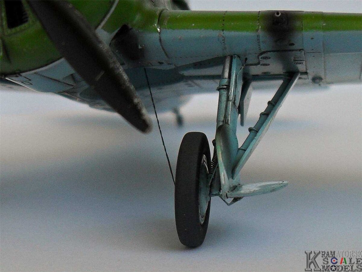 Шасси и 16. И-16 шасси. И-16 шасси. И 16 тип 28 кабина. Стойки шасси и-16.