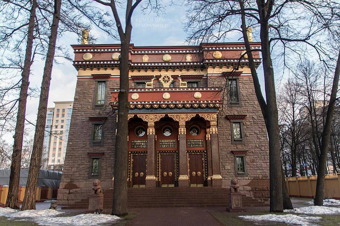 Буддийский храм «дацан гунзэчойнэй». Дацан гунзэчойнэй приморский просп. Храм дацан гунзэчойнэй в санкт-петербурге. Приморский пр 91 буддийский храм. Буддийский храм дацан.