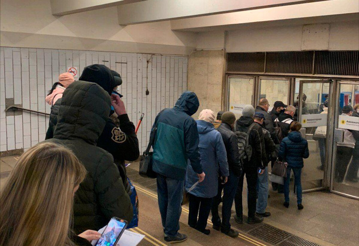 Москва метро давка
