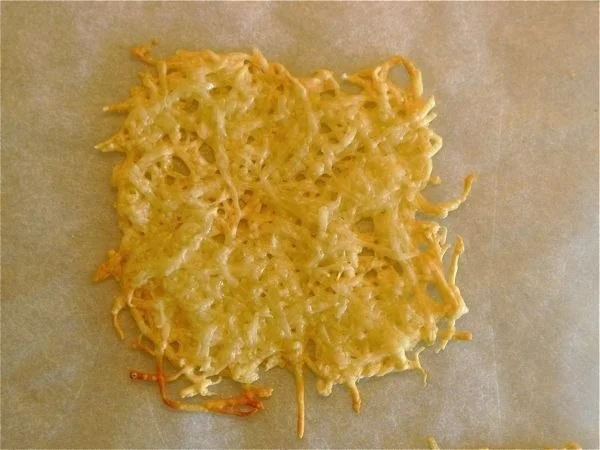 Сырные чипсы