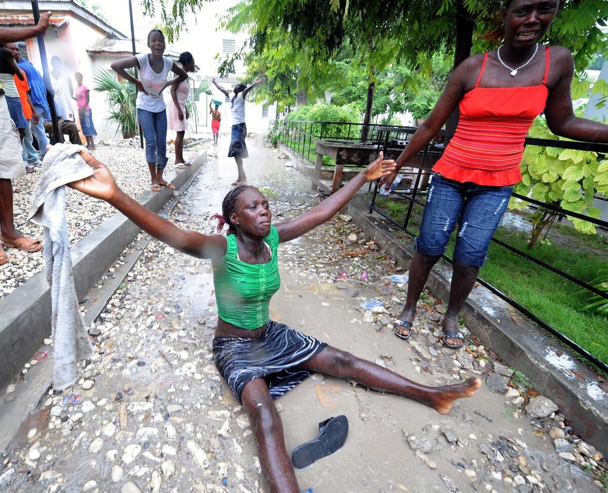 Доминикана бывает разная. Фото взято с http://printver.blogspot.com/2010/11/blog-post_235.html?m=1