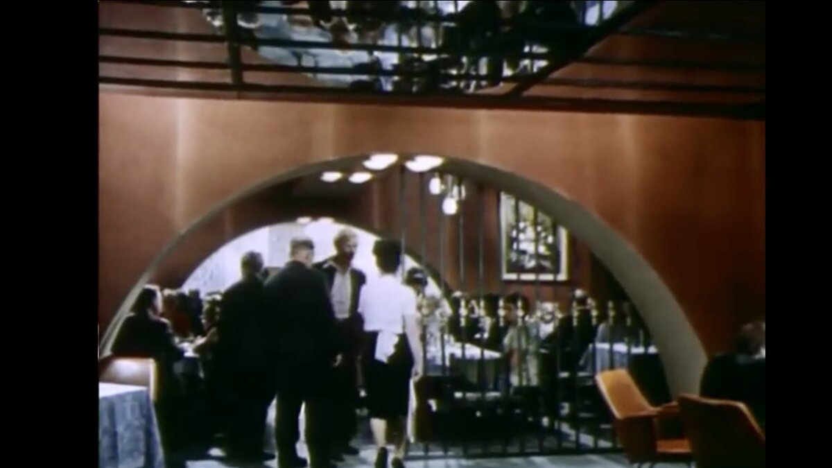 Кадр из фильма «Целуются зори»