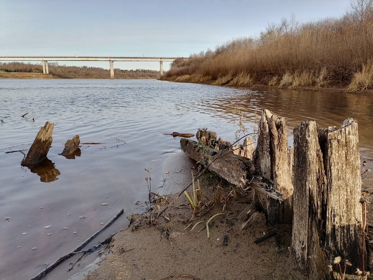 Река упавшая. Село Завалищено Старооскольский район.