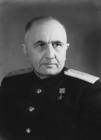 Июстин Ивлианович Джанелидзе (20 июля 1883 - 14 января 1950). Фото с сайта https://ru.wikipedia.org/wiki/Джанелидзе,_Иустин_Ивлианович 