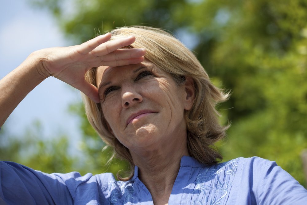 Менопауза без гормональной терапии: реальность или миф?