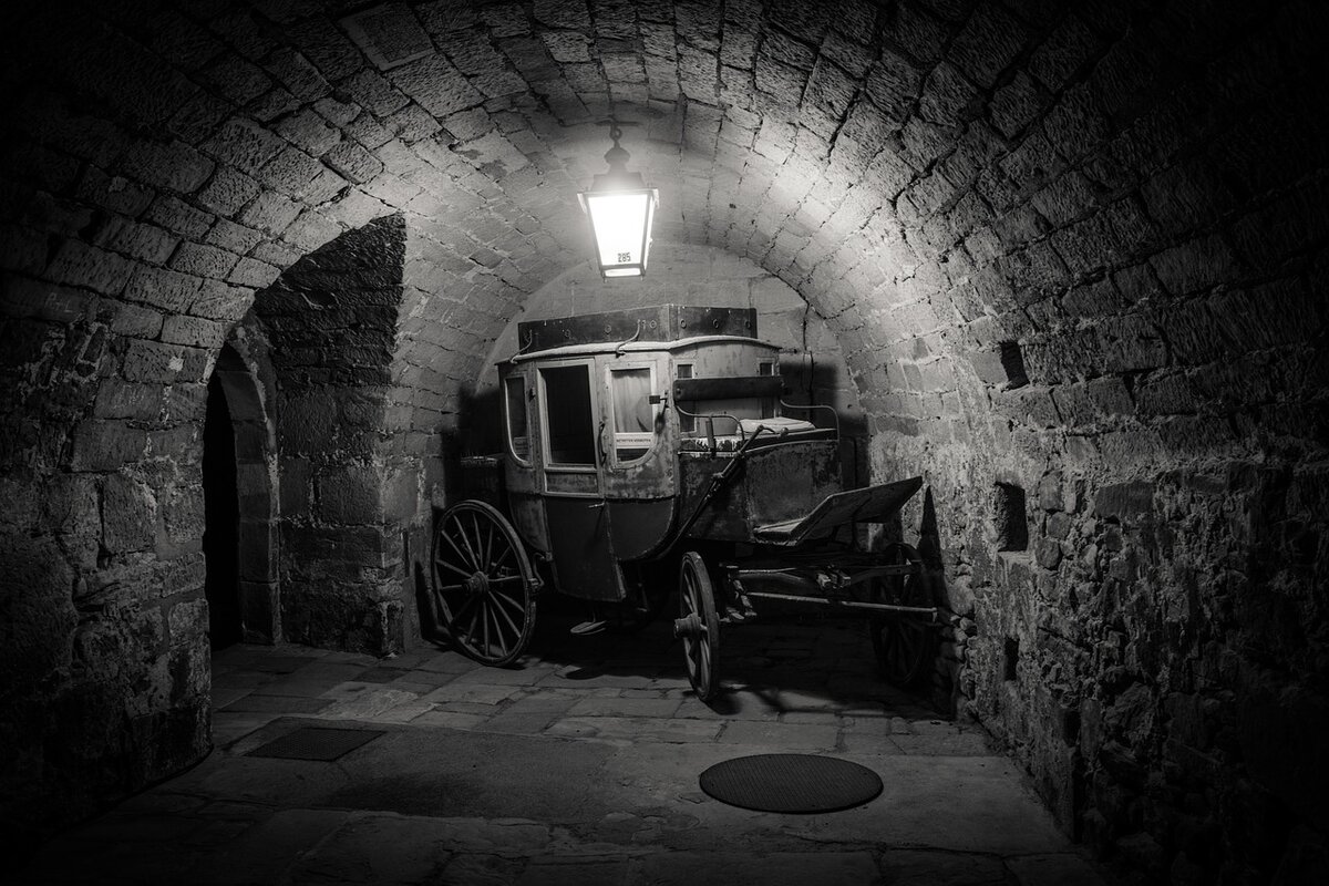 Уборка и вывоз хлама из подвала