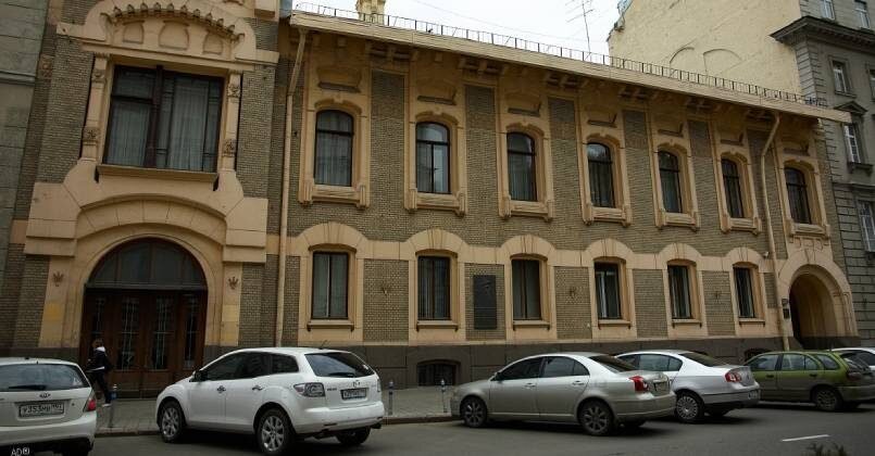 Литва вручила России ноту из-за ограничения доступа в культурный центр ...