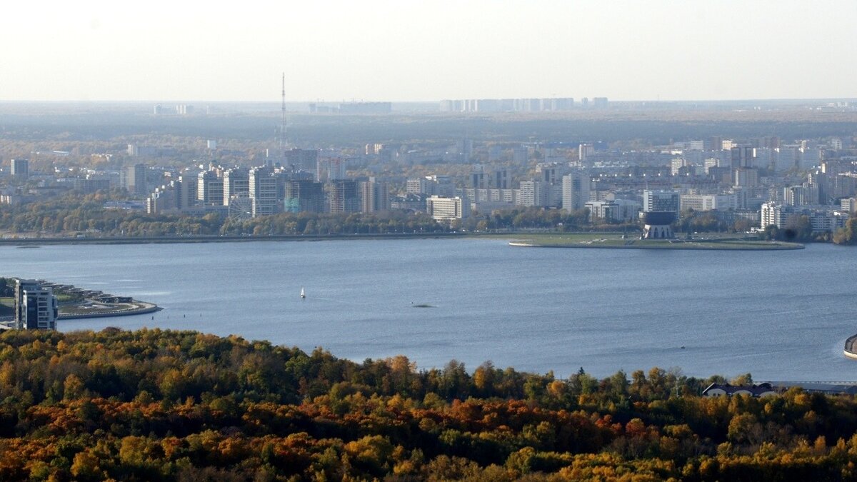     В четверг, 10 августа, в Казани наиболее активно обсуждали новости о строительстве новой развязки, сносе дома без разрешения жителей и аресте бизнесмена-оппозиционера.