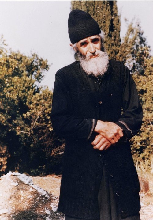 Если Вы оказались в непростой жизненной ситуации и у Вас нет возможности купить наши книги, пожалуйста, напишите нам в личные сообщения адрес Вашей электронной почты и какой том Вы хотели бы прочитать, мы пришлём Вам электронную книгу в подарок. Слушать первые пять глав из каждой аудиокниги преподобного Паисия (14 часов звучания аудиофайлов) бесплатно и без регистрации можно на нашем сайте: старецпаисий.рф. Читайте книги преподобного Паисия Святогорца, берегите себя и своих близких
