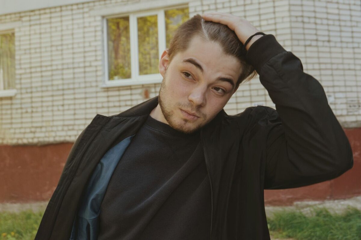 В кадре: @ultratikhon