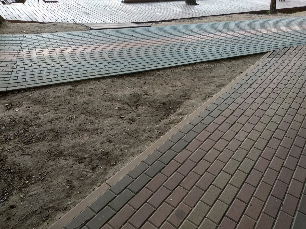 Даже прямой угол будут перешагивать, а тут — зачем идти 3 метра если можо один?