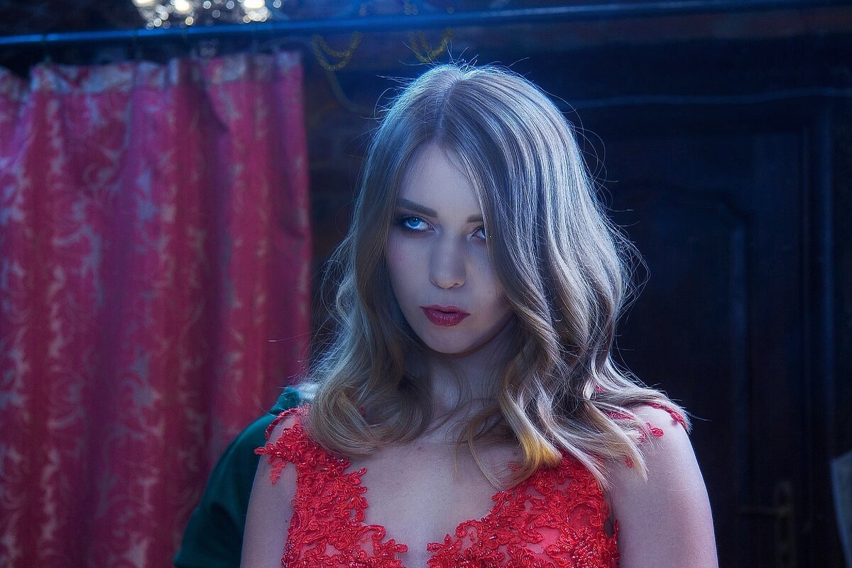 Фото не является публичной офертой и, конечно же, не нарушает авторских прав. 