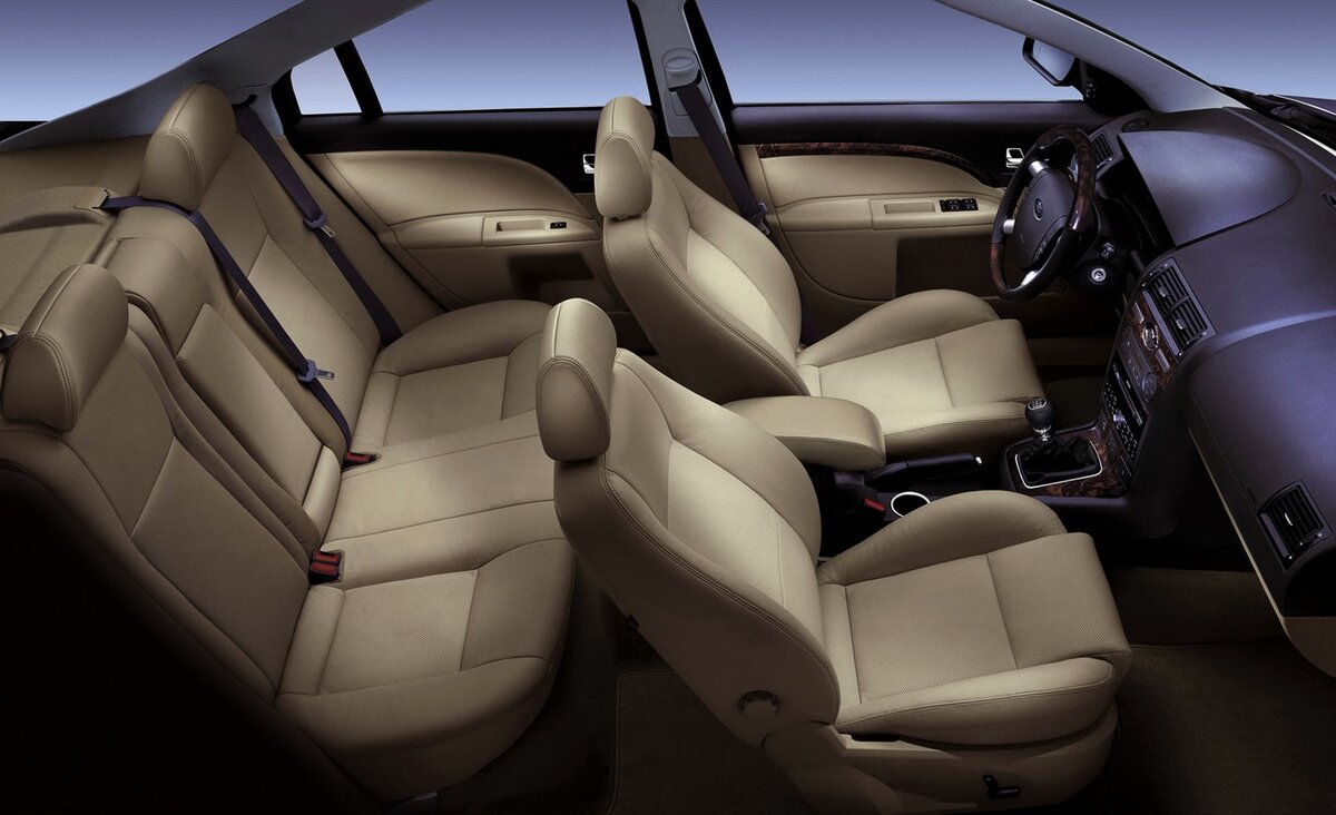 Салон Ford Mondeo III