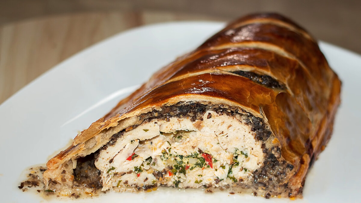 Куриная грудка с грибами