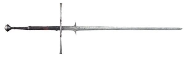 Двуручный меч второй половины XVI века. Полная длина 178,5 см. 
На клинке имеет надпись: "O MATER DEI MEMENTO MEI" 