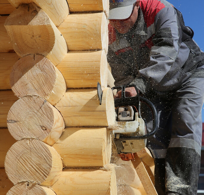 Первый этап обработки торцов - торцевание.