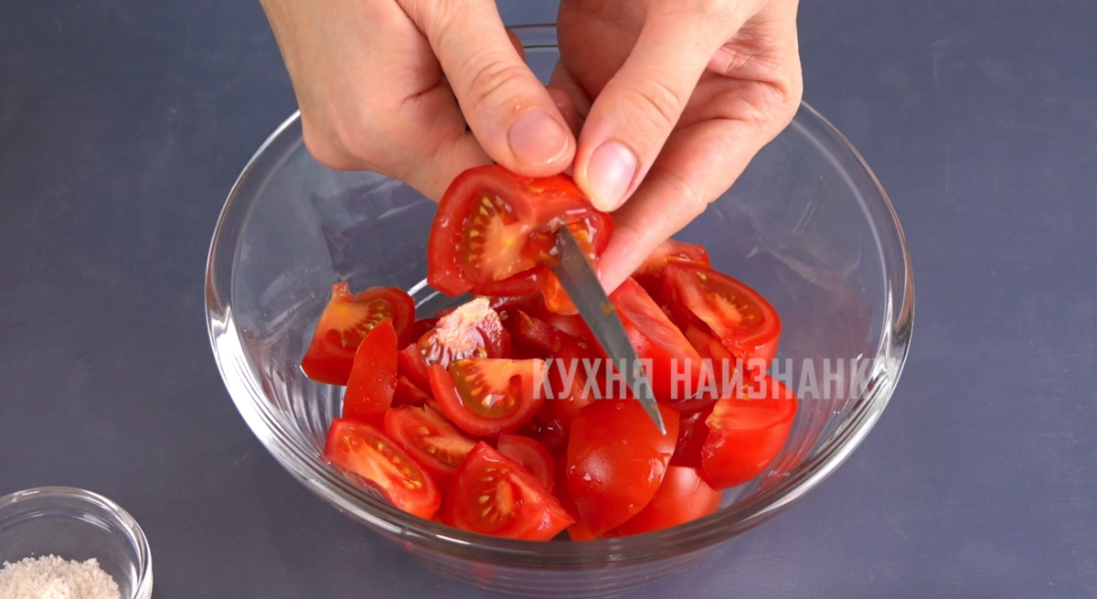 Кухня наизнанку салат из перца. Кухня наизнанку помидоры. кухня наизнанку помидоры на зиму. кухня наизнанку заготовки на зиму из помидоров. кухня наизнанку заготовки на зиму.