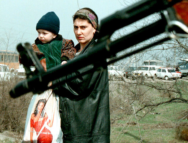 Фото: https://northcaucasusland.wordpress.com/2014/04/03/children-of-war/