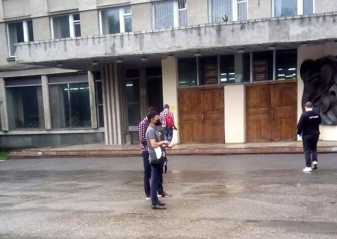 Дышать же тяжко... 